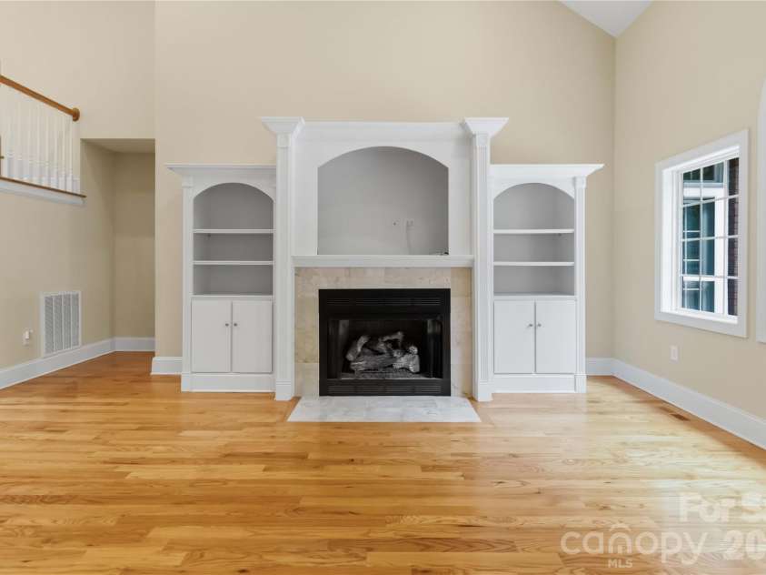 280 Catawba Crest Lane, Clover, SC 29710.  MLS# CAR4404343, YatesRealty ID 38523. 