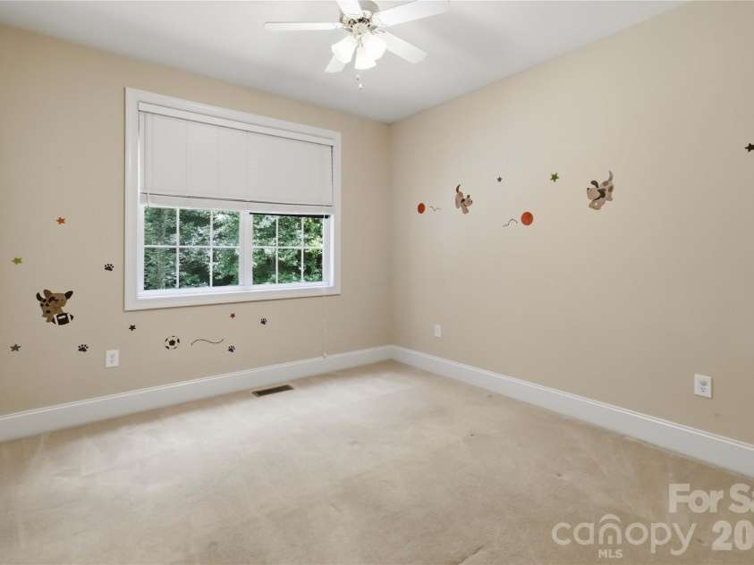 280 Catawba Crest Lane, Clover, SC 29710.  MLS# CAR4404343, YatesRealty ID 38523. 
