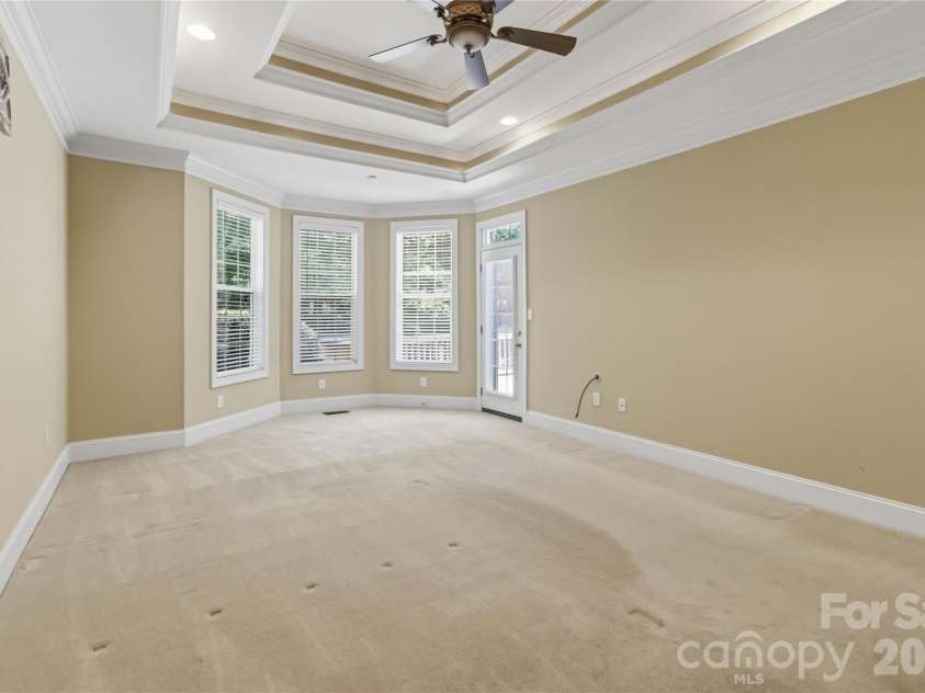 280 Catawba Crest Lane, Clover, SC 29710.  MLS# CAR4404343, YatesRealty ID 38523. 