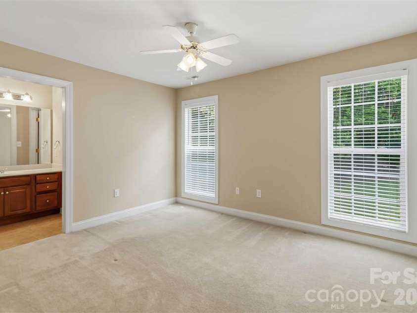 280 Catawba Crest Lane, Clover, SC 29710.  MLS# CAR4404343, YatesRealty ID 38523. 