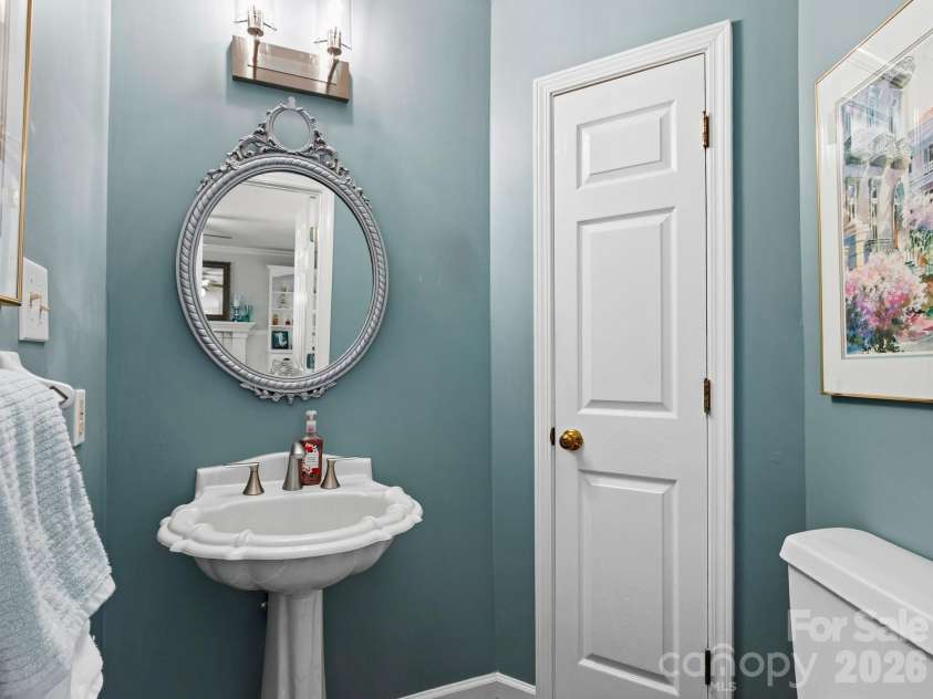 302 Shadecrest Lane, Mills River, NC 28759.  MLS# CAR4392310, YatesRealty ID 38524. 