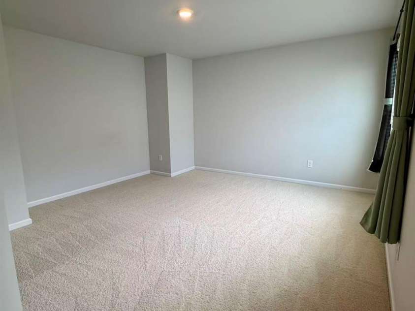325 Johnston Drive, Pineville, NC 28134.  MLS# CAR4401573, YatesRealty ID 38527. 