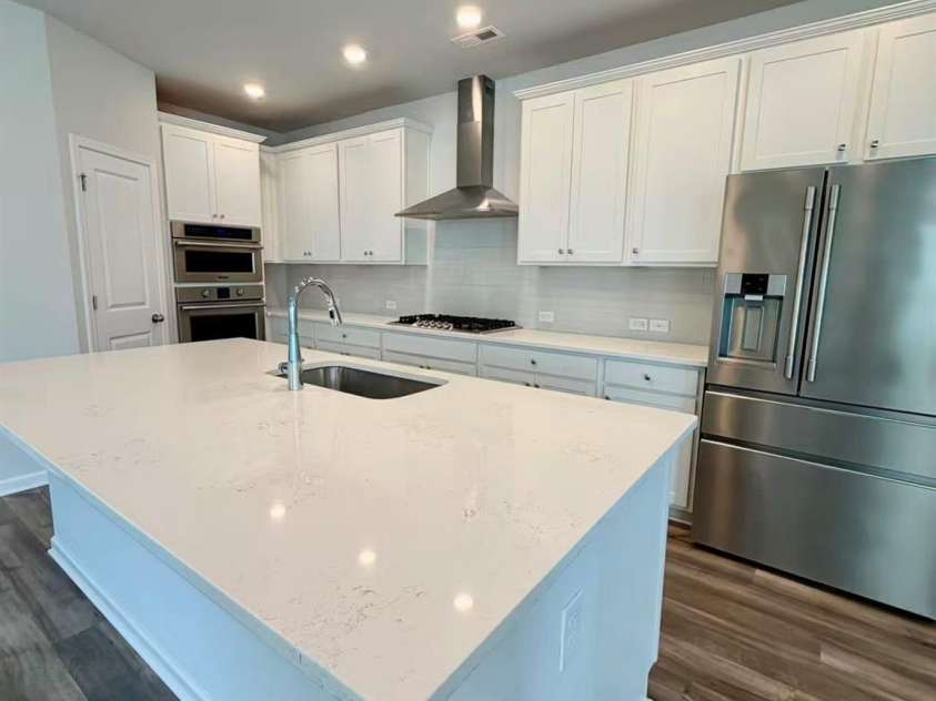 325 Johnston Drive, Pineville, NC 28134.  MLS# CAR4401573, YatesRealty ID 38527. 