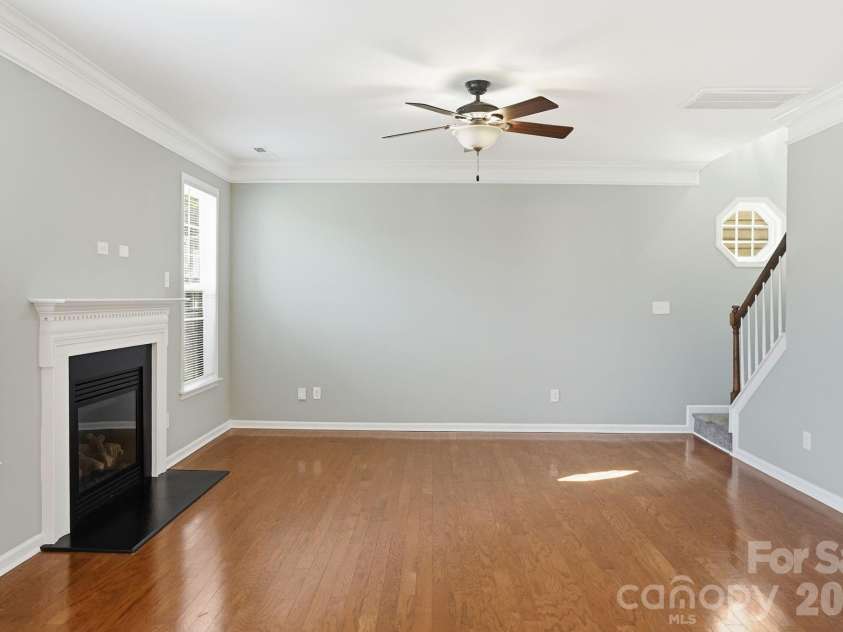182 Wedge View Way, Statesville, NC 28677.  MLS# CAR4403962, YatesRealty ID 38528. 