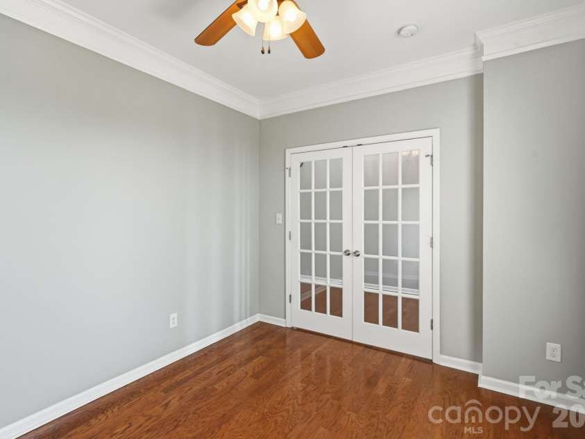182 Wedge View Way, Statesville, NC 28677.  MLS# CAR4403962, YatesRealty ID 38528. 