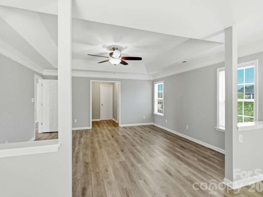 182 Wedge View Way, Statesville, NC 28677.  MLS# CAR4403962, YatesRealty ID 38528. 