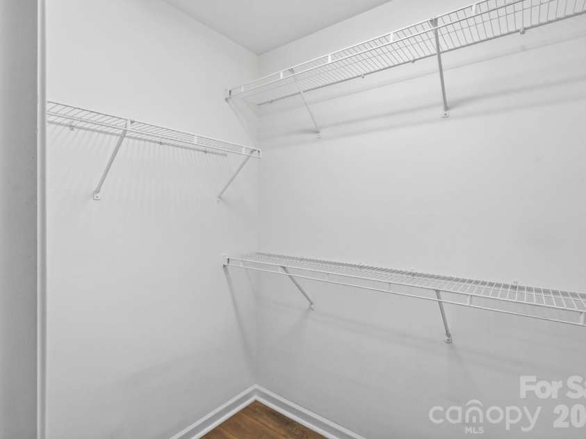 182 Wedge View Way, Statesville, NC 28677.  MLS# CAR4403962, YatesRealty ID 38528. 