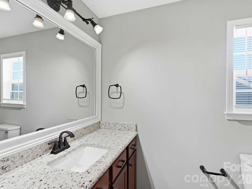182 Wedge View Way, Statesville, NC 28677.  MLS# CAR4403962, YatesRealty ID 38528. 