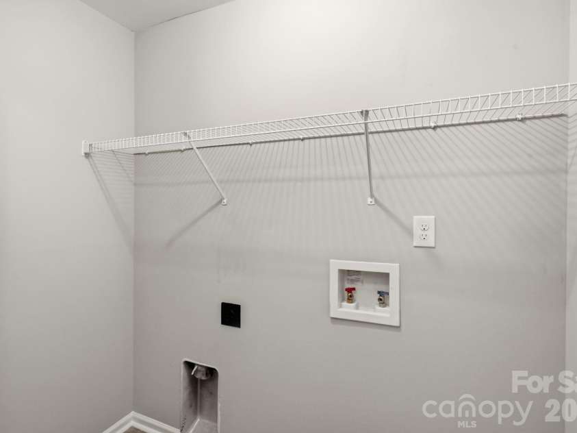 182 Wedge View Way, Statesville, NC 28677.  MLS# CAR4403962, YatesRealty ID 38528. 