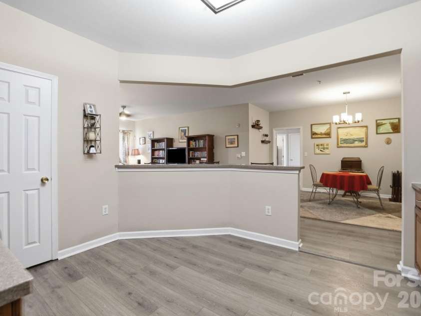14451 San Paolo Lane, Charlotte, NC 28277.  MLS# CAR4398732, YatesRealty ID 38529. 