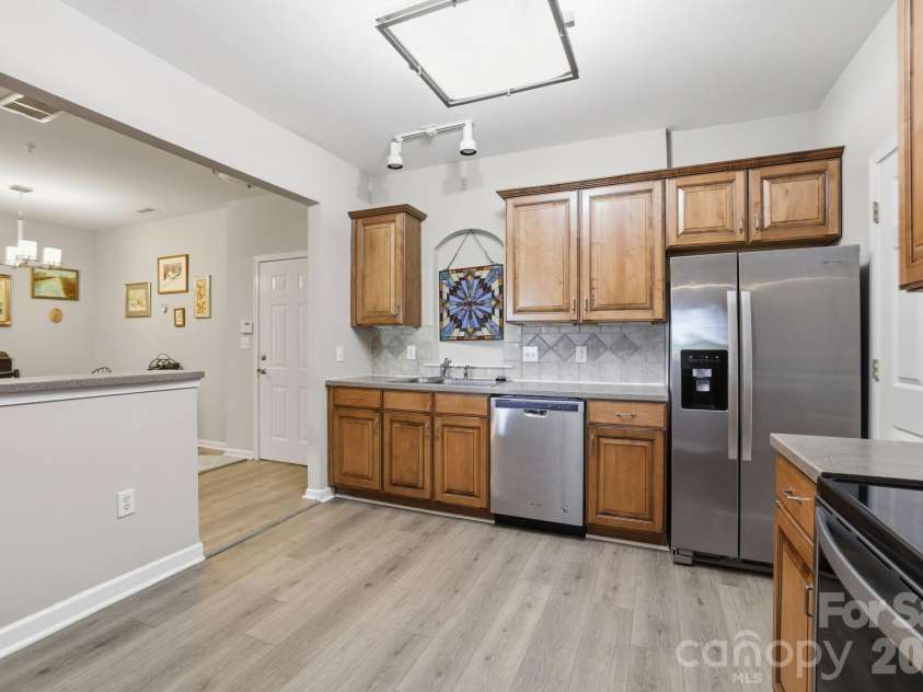 14451 San Paolo Lane, Charlotte, NC 28277.  MLS# CAR4398732, YatesRealty ID 38529. 