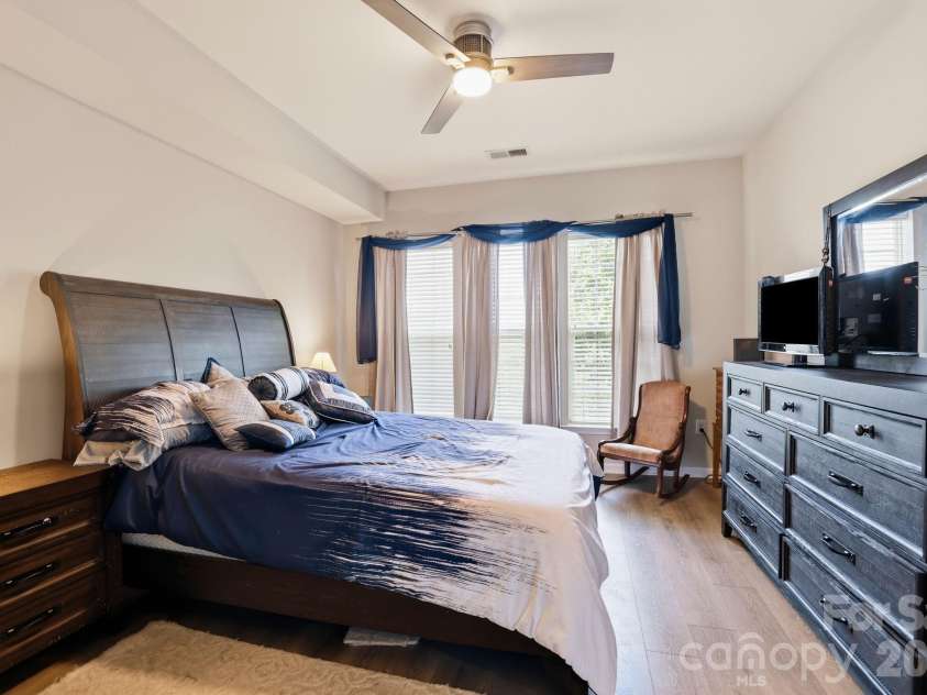 14451 San Paolo Lane, Charlotte, NC 28277.  MLS# CAR4398732, YatesRealty ID 38529. 