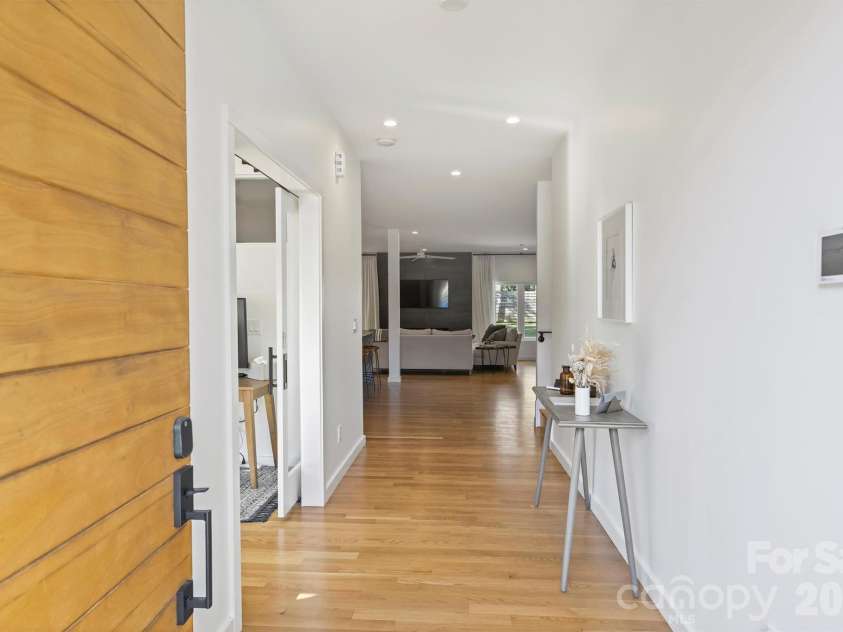 1609 Pegram Street, Charlotte, NC 28205.  MLS# CAR4331731, YatesRealty ID 3853. 