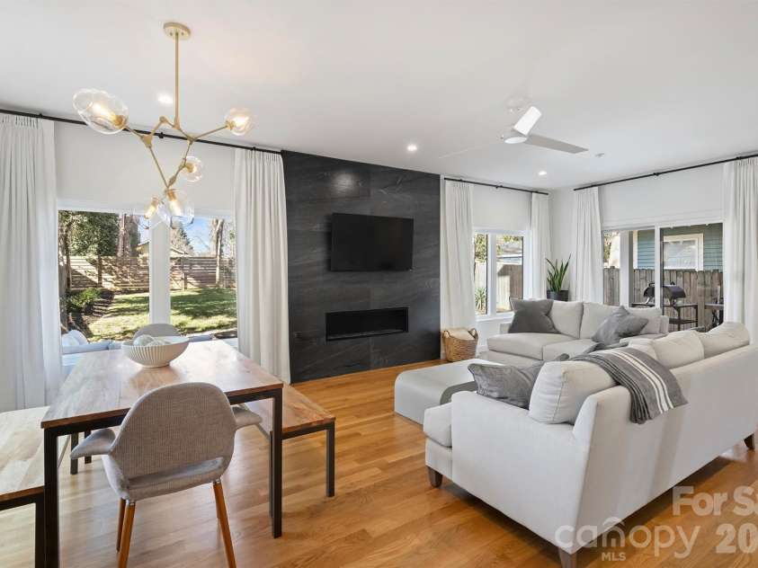 1609 Pegram Street, Charlotte, NC 28205.  MLS# CAR4331731, YatesRealty ID 3853. 