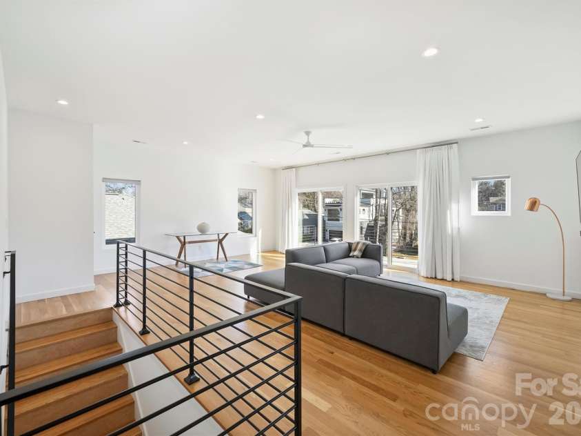 1609 Pegram Street, Charlotte, NC 28205.  MLS# CAR4331731, YatesRealty ID 3853. 