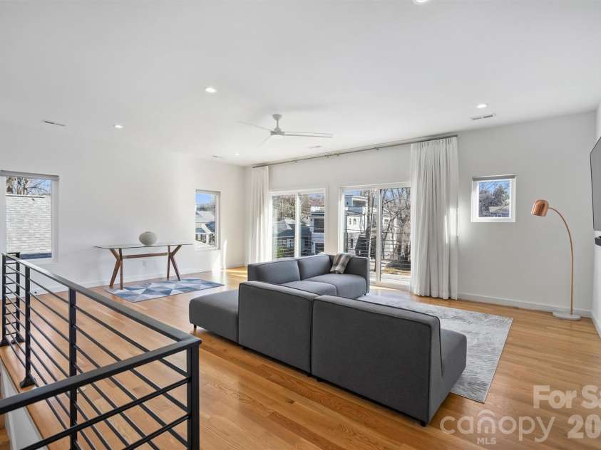 1609 Pegram Street, Charlotte, NC 28205.  MLS# CAR4331731, YatesRealty ID 3853. 