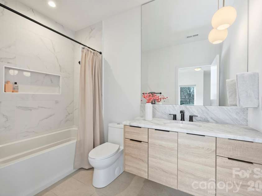 1609 Pegram Street, Charlotte, NC 28205.  MLS# CAR4331731, YatesRealty ID 3853. 