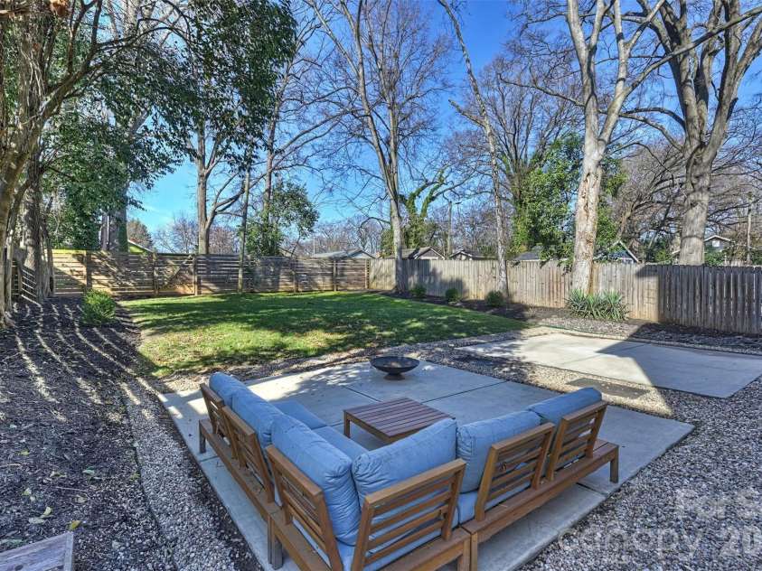 1609 Pegram Street, Charlotte, NC 28205.  MLS# CAR4331731, YatesRealty ID 3853. 