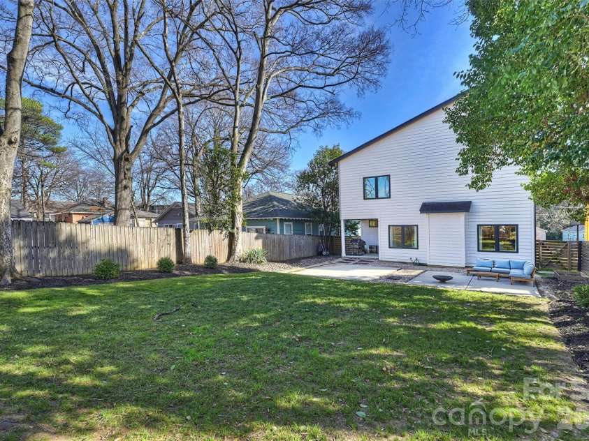 1609 Pegram Street, Charlotte, NC 28205.  MLS# CAR4331731, YatesRealty ID 3853. 