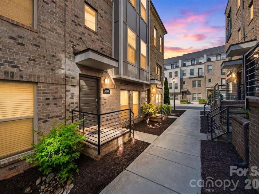 12022 Brooklyn Avenue, Charlotte, NC 28204.  MLS# CAR4405305, YatesRealty ID 38530. 