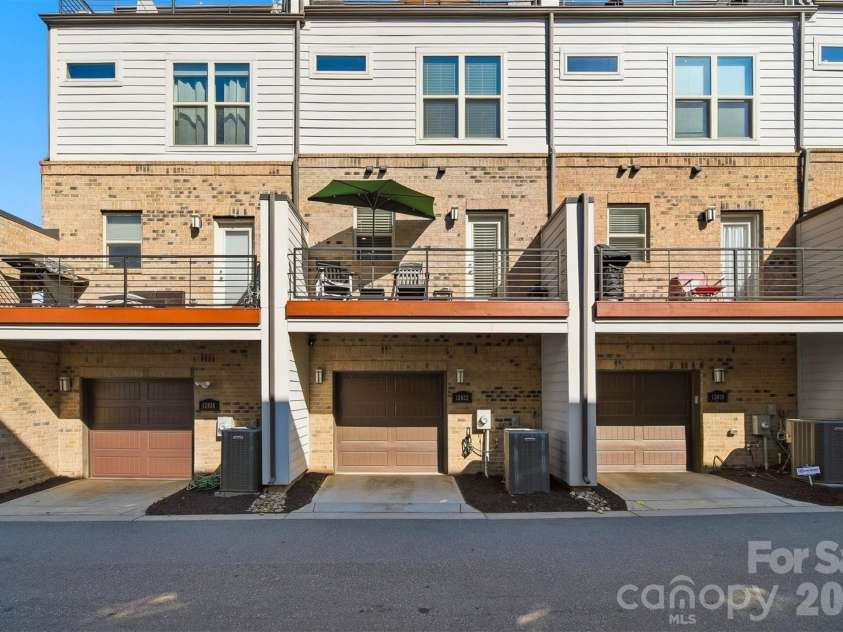 12022 Brooklyn Avenue, Charlotte, NC 28204.  MLS# CAR4405305, YatesRealty ID 38530. 