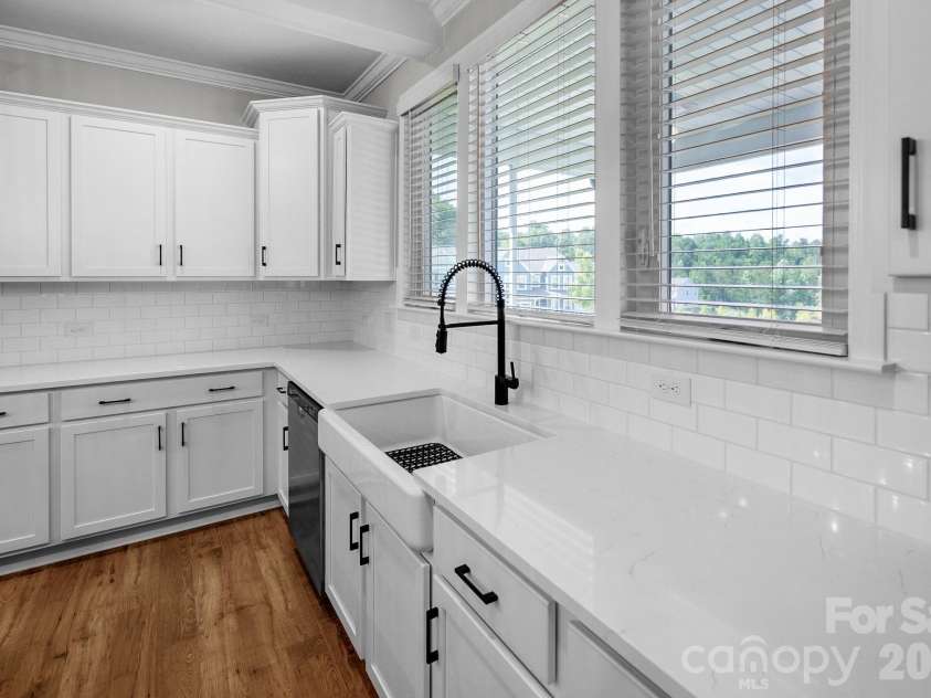 5080 Mooreland Oaks Way, Mount Holly, NC 28120.  MLS# CAR4405735, YatesRealty ID 38531. 