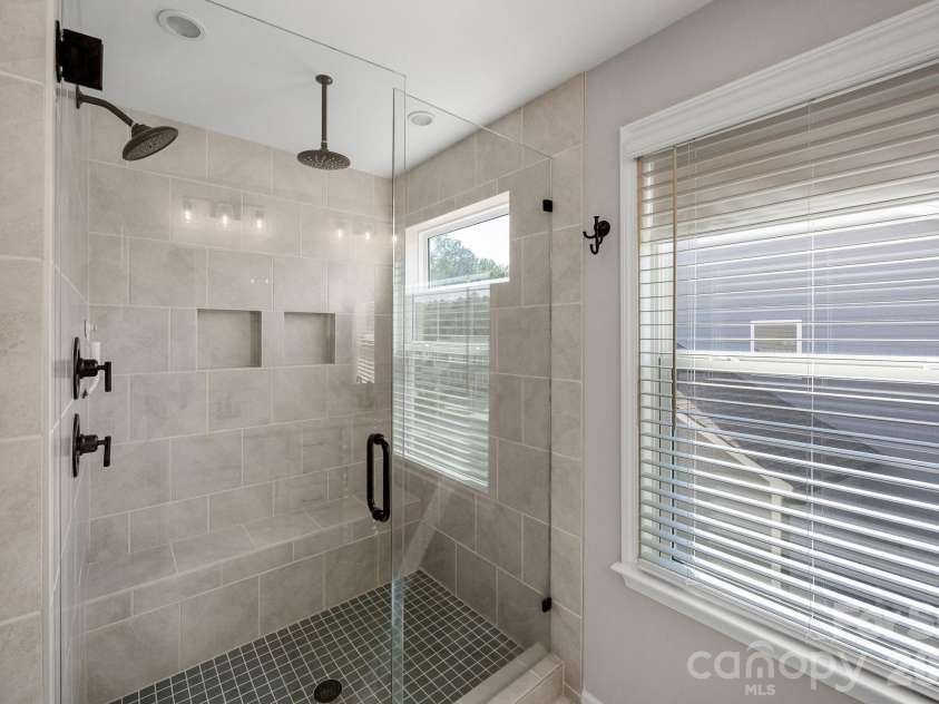 5080 Mooreland Oaks Way, Mount Holly, NC 28120.  MLS# CAR4405735, YatesRealty ID 38531. 