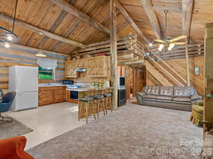 230 Chatter Box Lane, Green Mountain, NC 28740.  MLS# CAR4402999, YatesRealty ID 38533. 