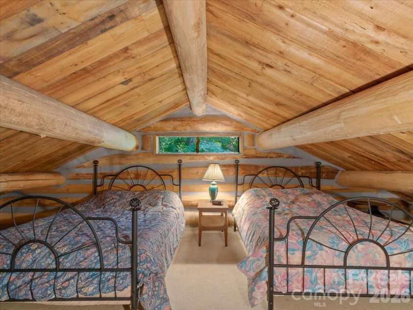 230 Chatter Box Lane, Green Mountain, NC 28740.  MLS# CAR4402999, YatesRealty ID 38533. 