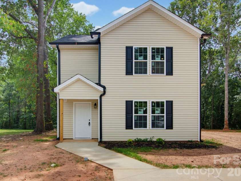 2258 Lula Street, Winston Salem, NC 27101.  MLS# CAR4403371, YatesRealty ID 38534. 