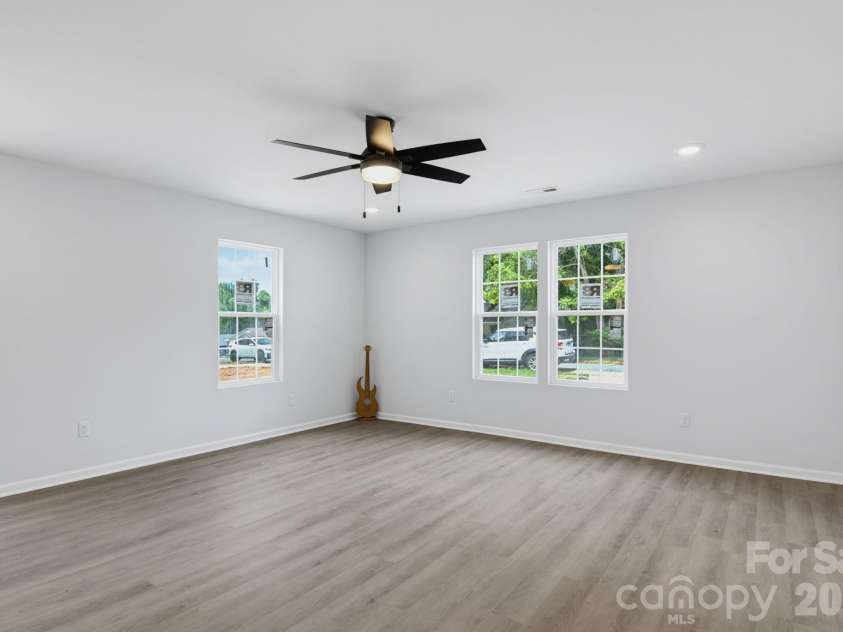 2258 Lula Street, Winston Salem, NC 27101.  MLS# CAR4403371, YatesRealty ID 38534. 