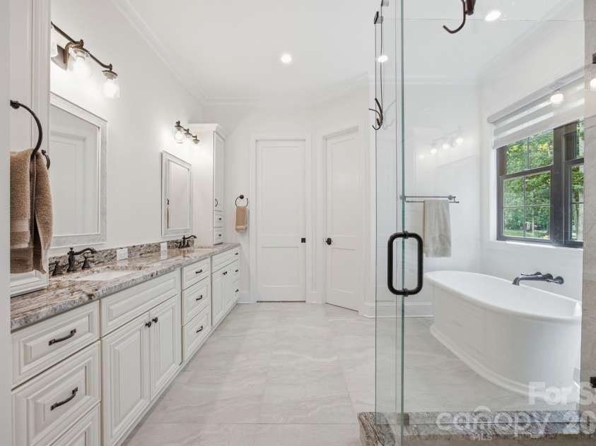 177 Old Post Road, Mooresville, NC 28117.  MLS# CAR4405879, YatesRealty ID 38537. 