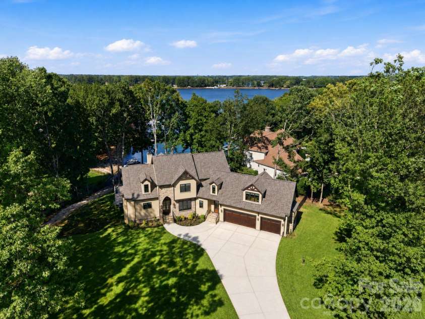 177 Old Post Road, Mooresville, NC 28117.  MLS# CAR4405879, YatesRealty ID 38537. 