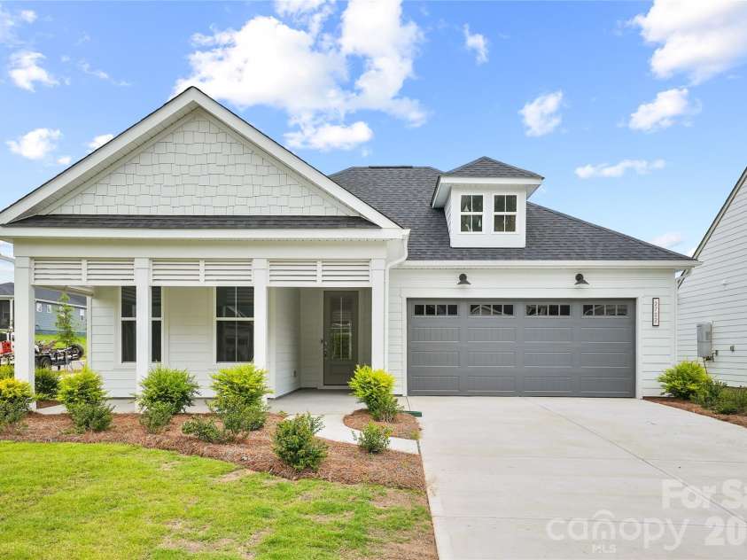 2722 Peak Court, Belmont, NC 28012.  MLS# CAR4405837, YatesRealty ID 38538. 