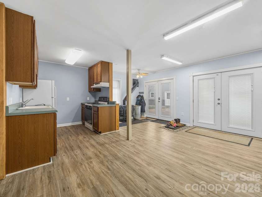 1570 Roddy Road, Campobello, SC 29322.  MLS# CAR4344176, YatesRealty ID 3854. 