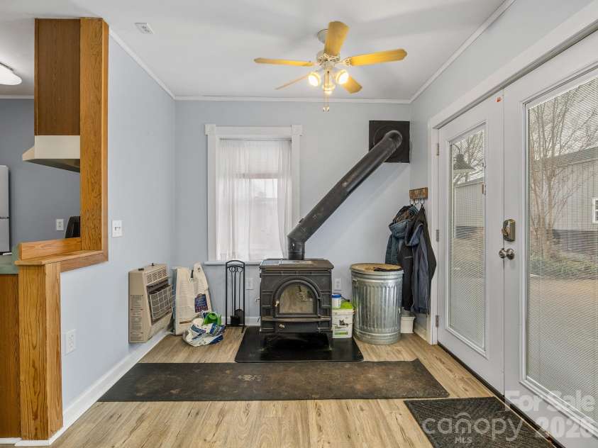 1570 Roddy Road, Campobello, SC 29322.  MLS# CAR4344176, YatesRealty ID 3854. 