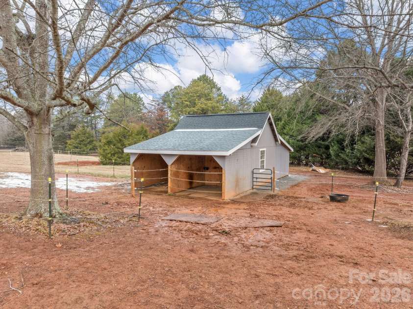 1570 Roddy Road, Campobello, SC 29322.  MLS# CAR4344176, YatesRealty ID 3854. 