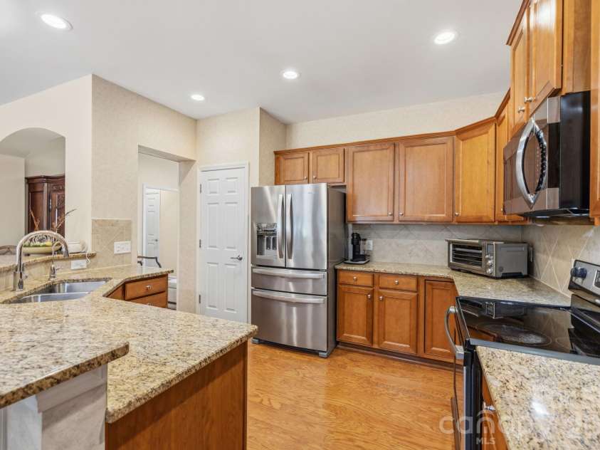1001 Mesa Verde Drive, Fort Mill, SC 29707.  MLS# CAR4399739, YatesRealty ID 38541. 