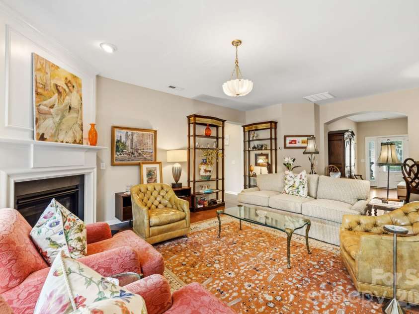 1001 Mesa Verde Drive, Fort Mill, SC 29707.  MLS# CAR4399739, YatesRealty ID 38541. 