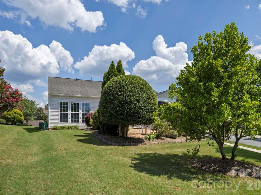 1001 Mesa Verde Drive, Fort Mill, SC 29707.  MLS# CAR4399739, YatesRealty ID 38541. 