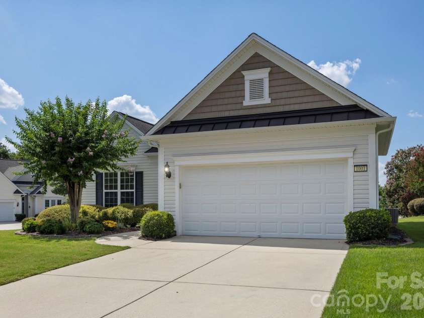 1001 Mesa Verde Drive, Fort Mill, SC 29707.  MLS# CAR4399739, YatesRealty ID 38541. Front View