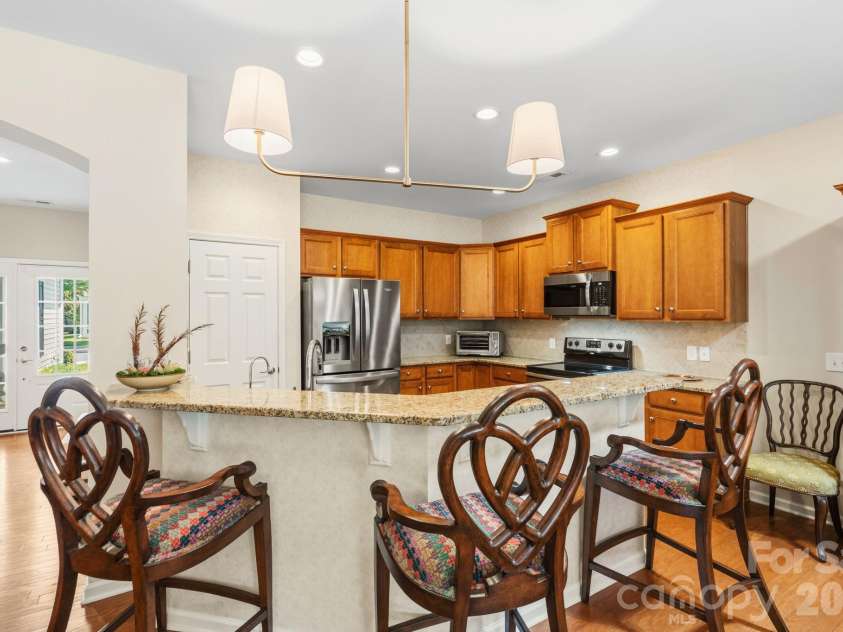 1001 Mesa Verde Drive, Fort Mill, SC 29707.  MLS# CAR4399739, YatesRealty ID 38541. Kitchen
