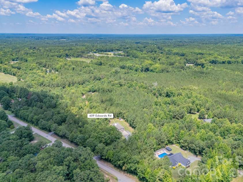 609 Edwards Road, Fort Lawn, SC 29714.  MLS# CAR4405832, YatesRealty ID 38544. 
