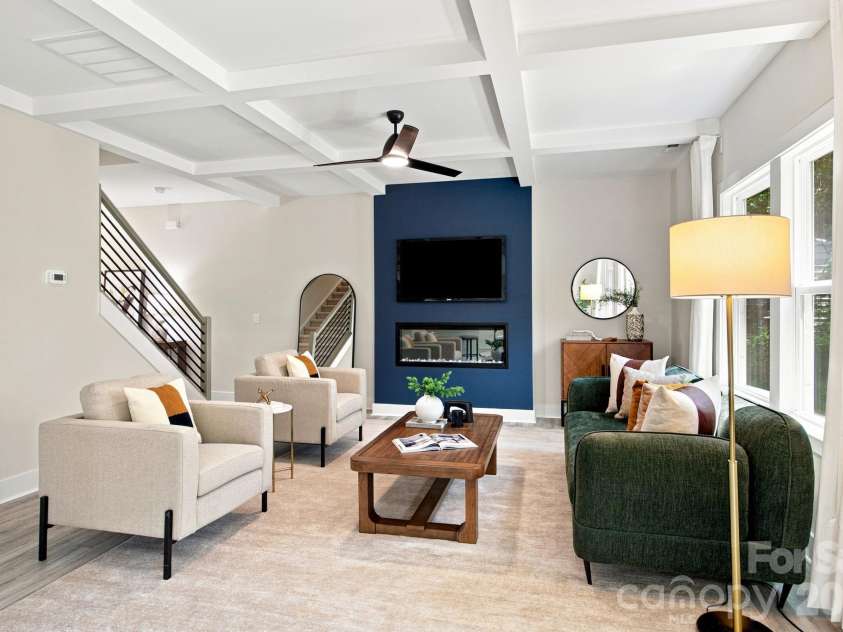402 North Street, Dallas, NC 28034.  MLS# CAR4405932, YatesRealty ID 38545. 