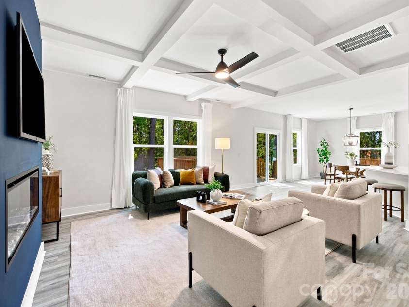 402 North Street, Dallas, NC 28034.  MLS# CAR4405932, YatesRealty ID 38545. 