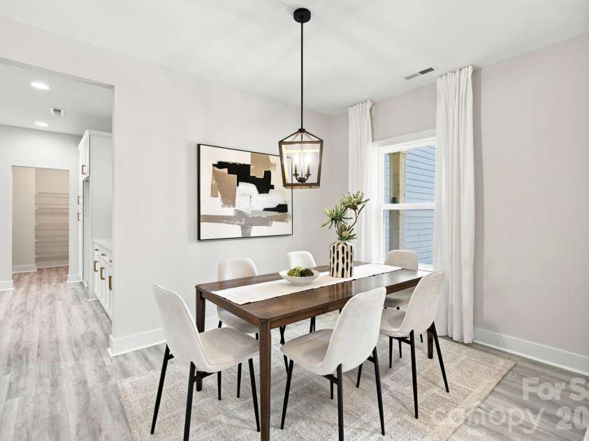 402 North Street, Dallas, NC 28034.  MLS# CAR4405932, YatesRealty ID 38545. 