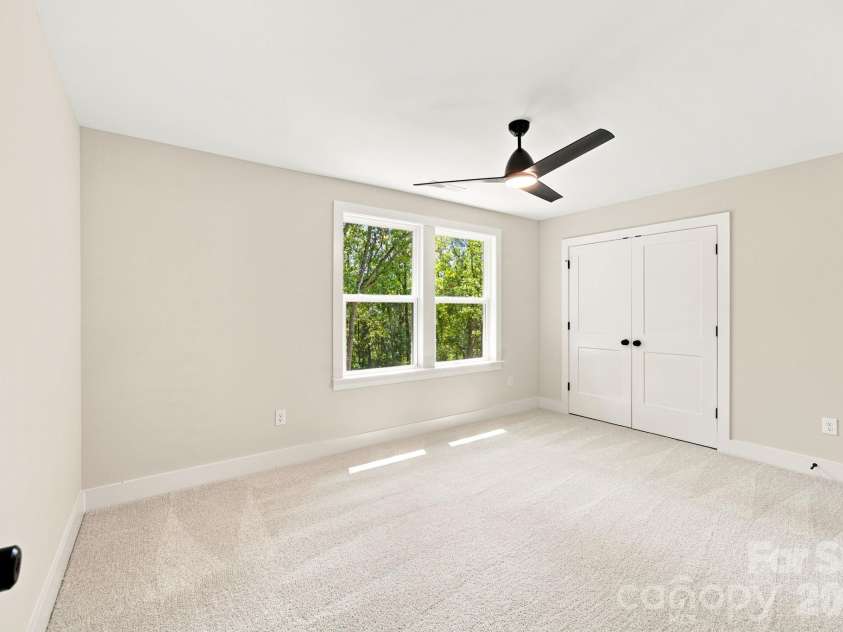 402 North Street, Dallas, NC 28034.  MLS# CAR4405932, YatesRealty ID 38545. 