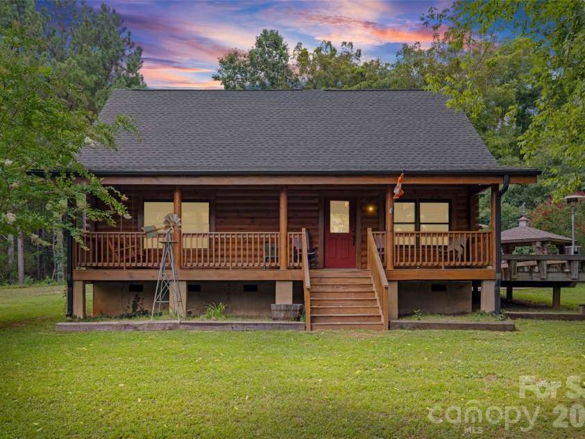3448 Center Road, Chester, SC 29706.  MLS# CAR4403921, YatesRealty ID 38546. 