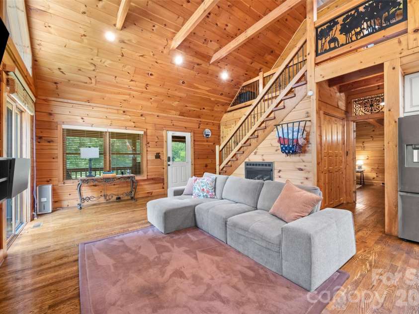 3448 Center Road, Chester, SC 29706.  MLS# CAR4403921, YatesRealty ID 38546. 