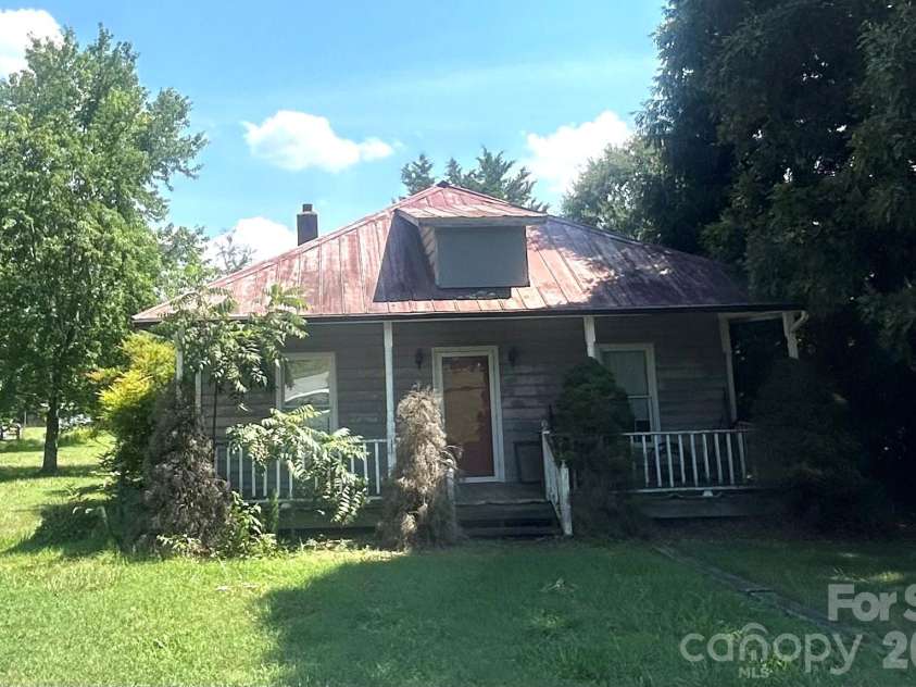 2981 Old Nc 150 Highway, Crouse, NC 28033.  MLS# CAR4404725, YatesRealty ID 38547. 